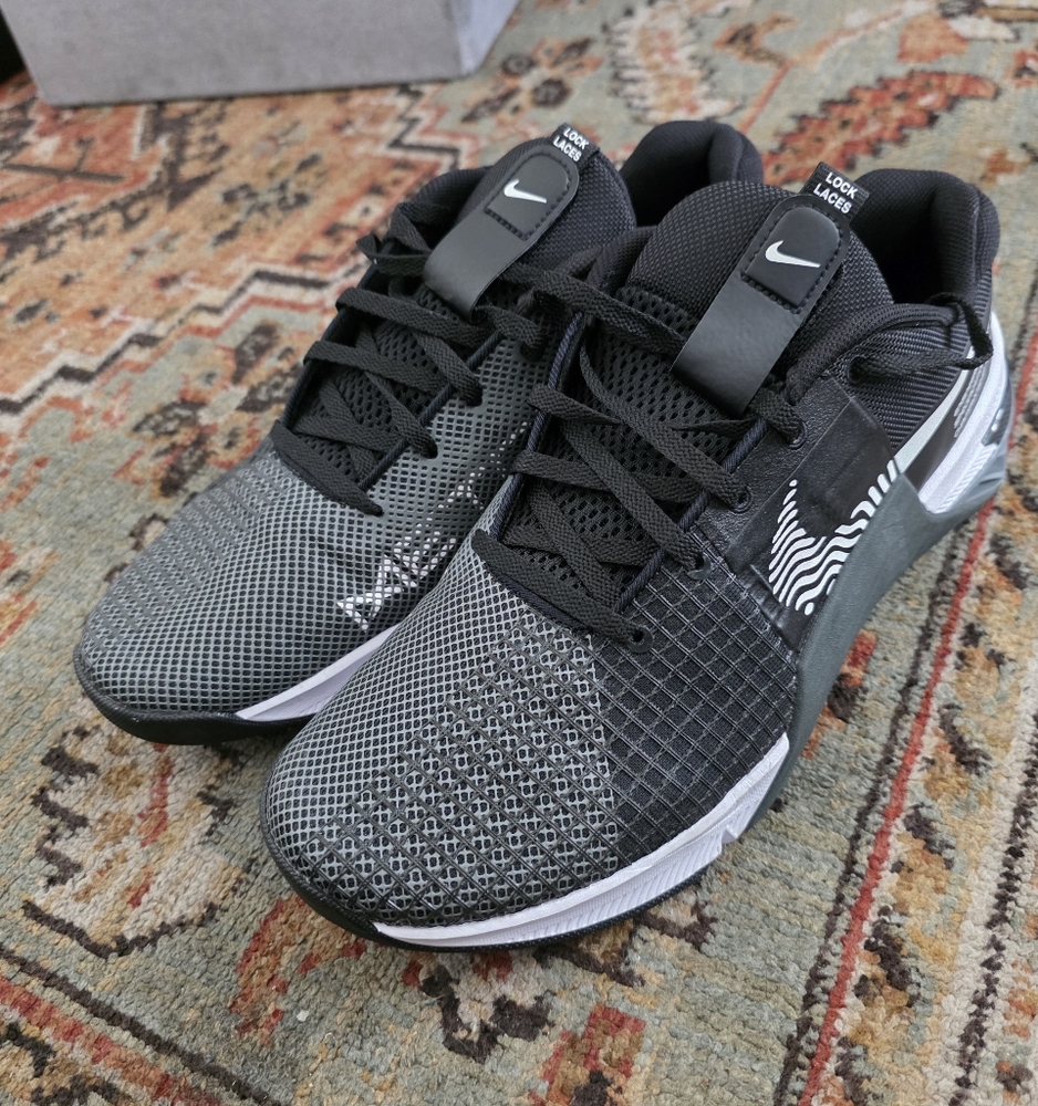 Nike Metcon 8 - Picture 2 of 9